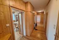 Charmante 3- Zimmer Wohnung mit Loggia und Blick ins Grüne