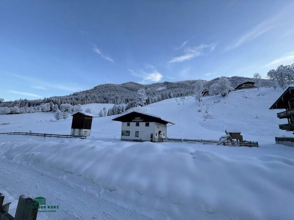 Zweitwohnsitz in Toplage – direkt am Skilift in Saalbach-Hinterglemm