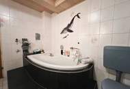 Großes Grundstück mit Haus für die ganze Familie- 8 Zimmer, Kamin und Nebengebäude – Ihr neues Zuhause!