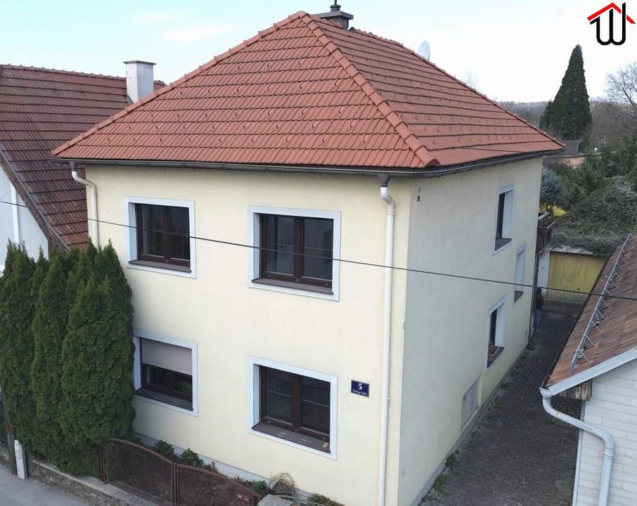 Gepflegtes Wohnhaus in Ruhelage