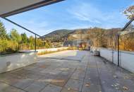 Exklusive Villa mit Möglichkeit für Praxis oder Office in absoluter Ruhelage am Waldrand mit Pool! Nähe Wien