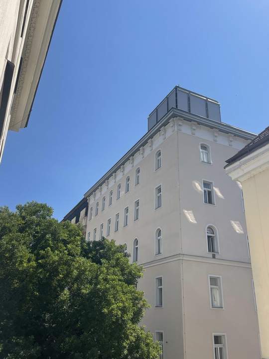 Ohne Maklergebühr - Bestlage Naschmarkt/Karlsplatz - sehr gepflegte, sehr helle Zweizimmerwohnung!