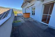 Elegante 6-Zimmer-Altbauwohnung mit Terrasse & Balkonen auf 123 m²