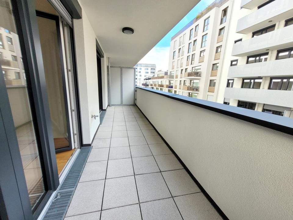 2-Zimmer-Wohnung mit großem Balkon! Erstbezug!