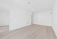 KOMPAKTE 2-ZIMMER WOHNUNG MIT GESIMSE UND BLUMENTRÖGEN