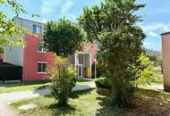 TRAUMHAFT SONNIGE 2-ZIMMER-DACHGESCHOSS-WOHNUNG IM GRÜNEN