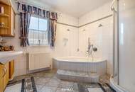 Vielseitige Liegenschaft mit zwei Wohnhäusern, Wirtschaftsgebäuden, Nutzflächen und Wald