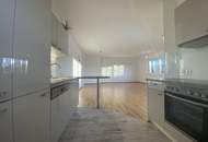 Zehnerviertel, Bahnhofsnähe!!! ABENDSONNE!!! Großzügige 2 Zimmer Wohnung mit Loggia!!!