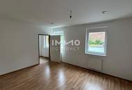 Großzügige barrierefreie 2-Zimmer Wohnung mit voll ausgestatteter Küche und Badezimmer