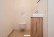 Barrierefreie Gartenwohnung mit DAN-Küche, Terrasse, Pool und zwei Parkplätzen in sonniger Ruhelage!