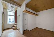 ++Q16++ 4-room flat in an old building with lots of potential on the ground floor
