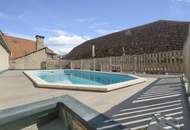 Wohn-/Geschäftshaus am Hauptplatz von Neumarkt in der Steiermark