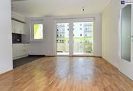 Ideale Hofruhelage! Neuwertige 2 Zimmer Wohnung mit großer Loggia!
