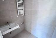 ERSTBEZUG | 3-Zimmerwohnung in neu ausgebautem Dachgeschoss einer Altbauperle | an der U1