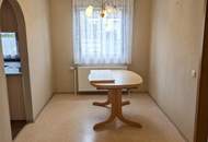 Großzügiges Einfamilienhaus mit Traumgarten und Garage
