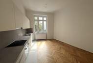 ERSTBEZUG - Helle 4-Zimmer Altbauwohnung mit 2 Bädern, 2 WCs, Abstellraum und Kellerabteil - UNBEFRISTET