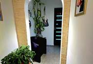 PRIVAT! Haus in Altheim 4950 mit großem Pool und schönen Garten