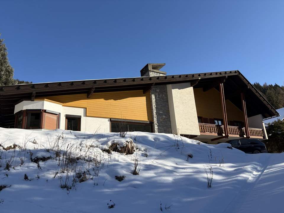 Großzügiges Almhaus mit vielen Ausbaumöglichkeiten