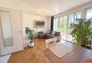 Modernes Reihenhaus mit drei Terrassen, kleinem Garten und Parkplatz in ruhiger Bestlage
