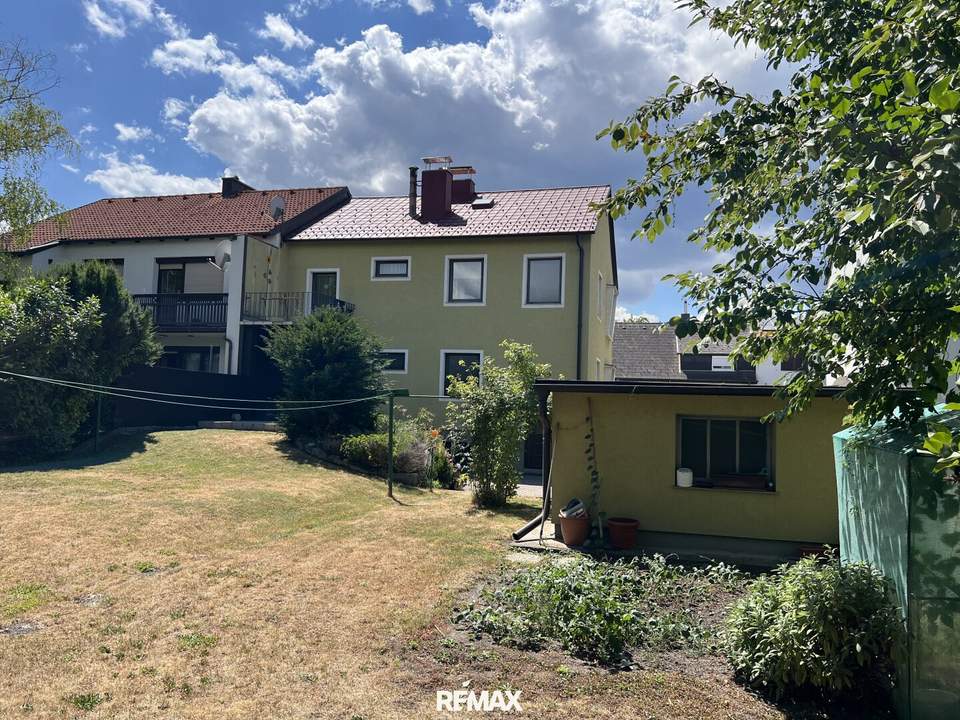 Musikantenviertel! Einfamilienhaus in Wiener Neustadt mit Garten, Garage & 2 Terrassen!