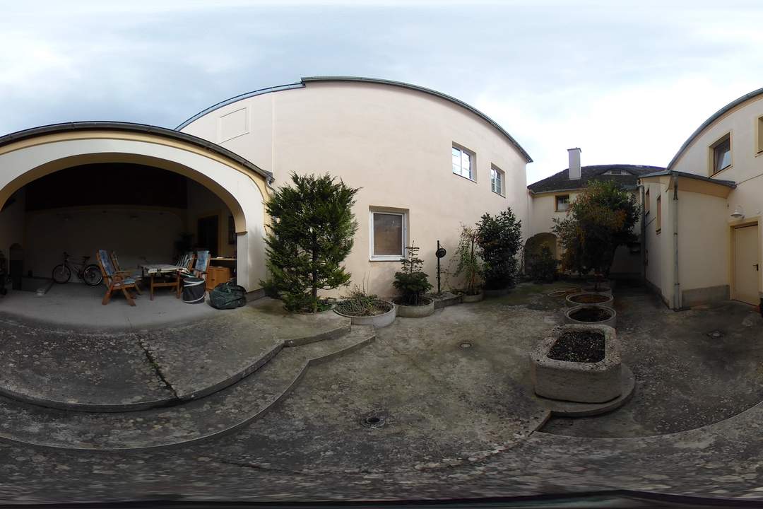 Großzügig Wohnen im Kurort Bad Vöslau: 3 Wohneinheiten in begehrter Lage in Gainfarn