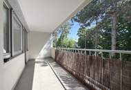 Moderne Wohnung mit Loggia in Villengegend!