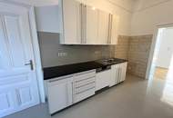 Schöne 4,5 Zimmer Altbau-Villenetage mit Wintergarten, Gartennutzung und kleinem KFZ-Stellplatz