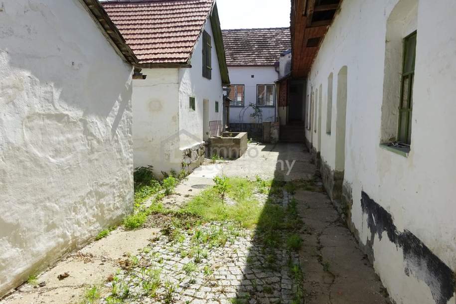 Verlassener ehemaliger Bauernhof mit Stadl!, Haus-kauf, 98.000,€, 2054 Hollabrunn