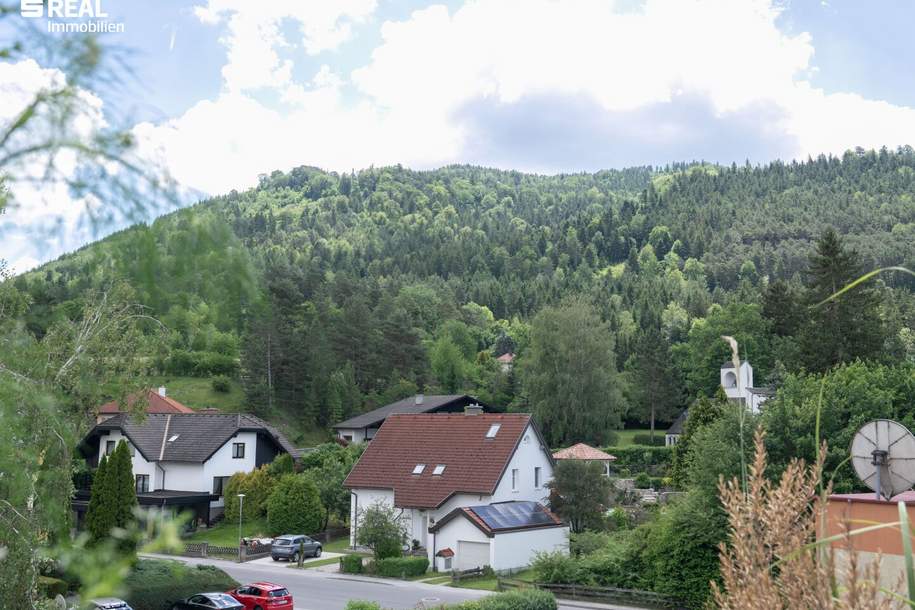 Ruhelage mit traumhafter Aussicht - 80m², 3 Zi., Terrasse, 3- Liftstock, neue Küche, Klimaanlage, Massagebadewanne!, Wohnung-kauf, 150.000,€, 2763 Wiener Neustadt(Land)