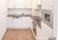 TOPLAGE - Helle 2-Zimmerwohnung mit großer Freifläche (Mietbeginn 01.08.2026)