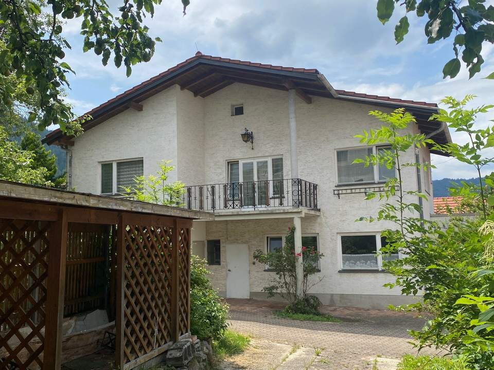 Neuer Preis! Zwei Häuser im Ortszentrum von Raach!