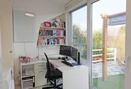 Seeliegenschaft leistbar gemacht: Haus am Wasser mit Traumterrasse &amp; eigenem Steg