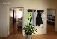 Solides Einfamilienhaus mit 3 Zimmer, Terrasse, großer Garten und 2 Garagen und Nebengebäude
