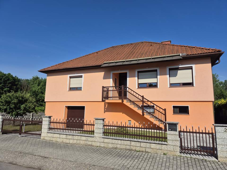 TRAUMHAFTER BUNGALOW MIT GROSSEM GARTEN