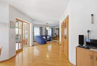 Hochkarätiges Wohnen in begehrter Lage – viel Platz, tolle Architektur und optimale Raumaufteilung!