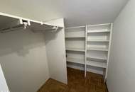 Moderne Dachgeschoßwohnung mit Terrasse, Garage, Klimaanlage