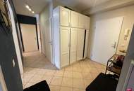 Helle, möblierte 4-Zimmer Wohnung mit Loggia nahe U4