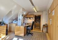 Repräsentative Villa in Zwettl mit 2137 m² Grundstück - Wohnen und Arbeiten stilvoll vereint