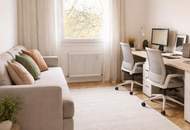 Helle 4-Zimmer-Wohnung (ca. 93 m²) mit Loggia und Parkblick. Master-Schlafzimmer mit eigenem Badezimmer.