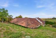 Großzügiges Grundstück mit Bestandsgebäuden in idyllischer Aussichtslage im sonnigen Weinviertel!