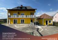 Sanierungsbedürftiges, großzügiges Zweifamilienhaus am ruhigen Ortsrand von Friedberg!