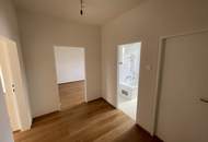 Helle, sofort verfügbare 3,5-Zimmer-Wohnung mit Loggia und Lift, Nähe Kreuzbergl