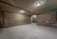 LAGERFLÄCHE IM SANIERTEN ALTBAU