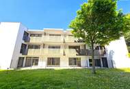 Grünblick für die Seele - Cashflow fürs Konto! Perfektes Investment! Kompakter Grundriss mit großem Balkon! Blick ins Grüne + Komplette Ruhelage + Energieeffizienz + Perfekte Anbindung und Nahversorgung! Jetzt zugfreifen!