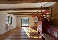 Einfamilienhaus mit separater Wohnung.