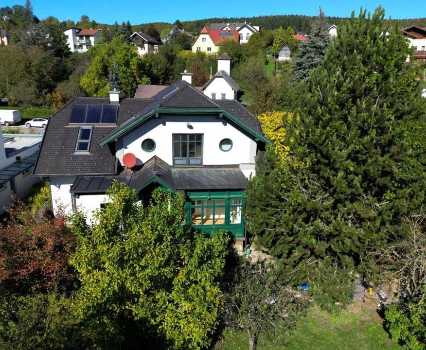 "Preisreduziert" WIENERWALDVILLA IN SONNIGER, ZENTRUMSNAHER LAGE