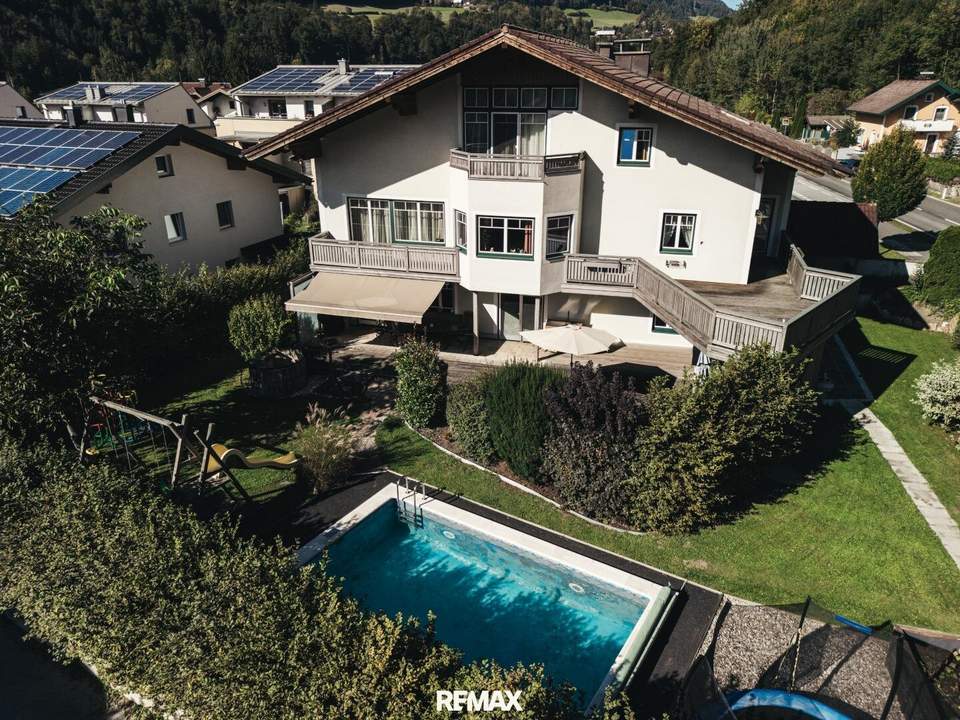 Generationentraum - privates Mehrparteienhaus mit Pool