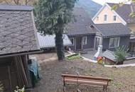 Großzügiges, vielseitig nutzbares Wohnhaus mit umfangreichem Ausbaupotenzial – Teilrenoviert und bereit für Ihre individuellen Wohnträume!