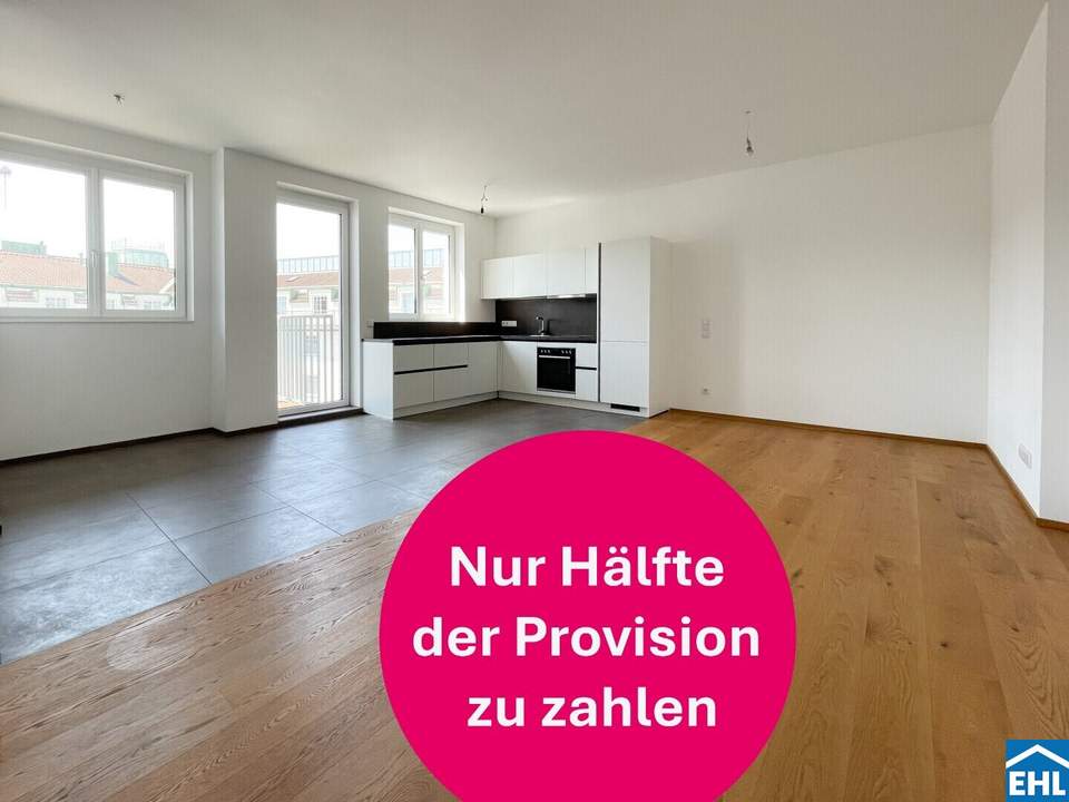 Im Dachgeschoßausbau: 3-Zimmerwohnung mit Balkon in U-Bahn-Nähe