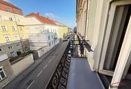 TOPLAGE LEOBEN - SANIERUNGSBEDÜRFTIG - große herrschaftliche Wohnung mit 2 Balkone!